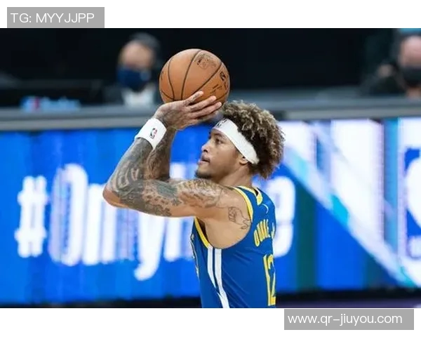 凯尔登半场表现出色6投4中贡献11分5篮板1助攻正负值高达16