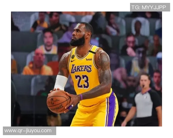 斯波谈阵容适配与战术调整：减少挡拆增多死球战术的深层原因分析